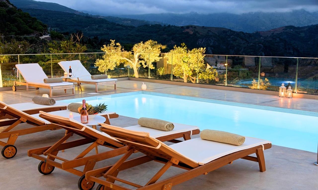 Barozziana Private Heated Pool & Jacuzzi וילה *